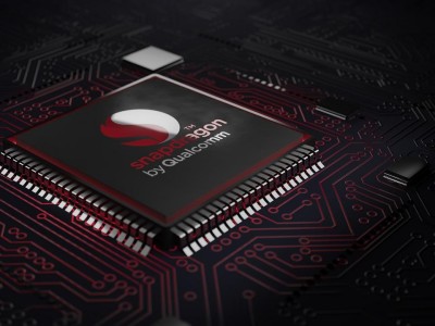 东信证券 苹果推内部“Veritas”应用测试新版Siri，拟借大型语言模型重返AI竞争赛道